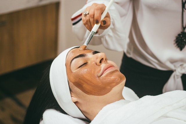 Facial treatment in a dermatological practice